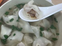 小馄饨-周震馄饨