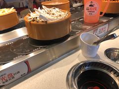 -龍歌自助小火锅(市南金茂湾店)