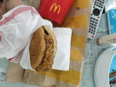 -麦当劳(松江南乐得来速店)