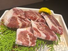 -山川小町·极番烧肉(新地假日广场店)