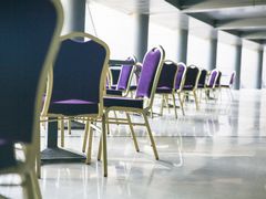 -上海滴水湖皇冠假日酒店