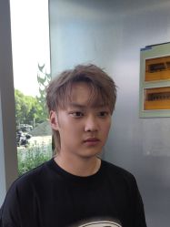 -Tloml salon