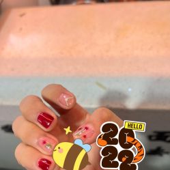 -悦己美甲美睫