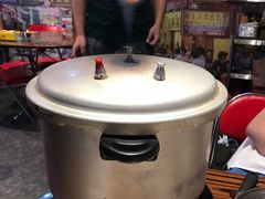 -蚝堡海鲜·威海菜·海肠捞饭·烧烤·亚洲吃蚝公司(幸福门店)