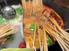-签多多串串香火锅