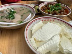 -老方桌烂蹄花川菜馆(九龙坡店)