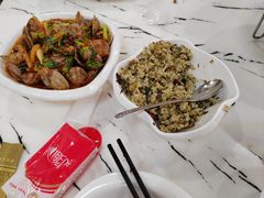 -凤凰路何眼镜香辣蟹(花果园店)