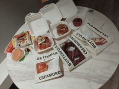 -BUTTERFUL&CREAMOROUS 黄油与面包(万象城店)