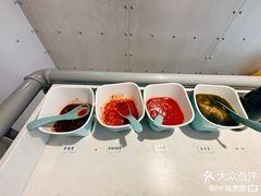 -灵芝妹子海鲜米线(劳动公园店)