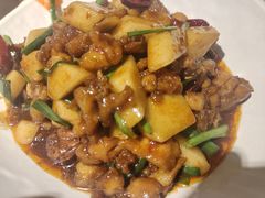 -隔壁老王·家常云南菜(花巷店)