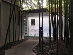 -穹六人间 people 6(岳阳路店)
