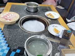 -锤头鲨毛肚海鲜烤肉自助餐厅(国购广场店)