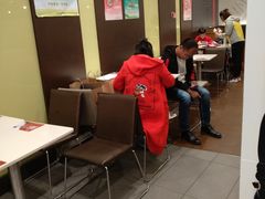 大堂-肯德基(中关村E世界店)