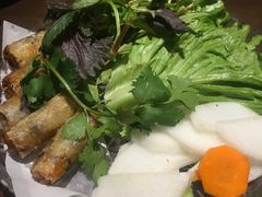 -大头虾越式风味餐厅(光明广场店)