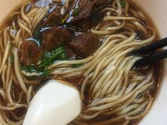-李先生牛肉面大王(上海站南广场店)
