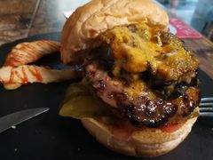 -HIGH FIVE哈福手工汉堡(桂林路店)