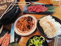 -合易泓烤肉·海肠捞饭(火车站店)