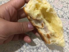 豆乳芋泥云朵包-好利来(城角街店)