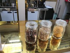-奈雪的茶(湖滨银泰in77C区PRO店)