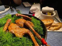 -弦月窗LUNETTE BY AMANDA(复兴路店)