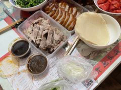 特色片皮鸭-北京王府井烤鸭(泰兴店)