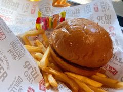 牛肉汉堡儿童套餐-The Habit Burger Grill 哈比特汉堡(复兴soho店)