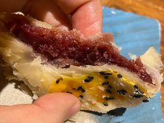 经典玫瑰鲜花饼-茶花妹子云南餐厅(传媒大学店)