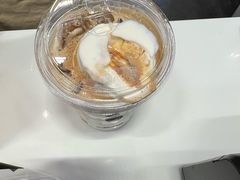 香草奶砖拿铁-古茗(鹿城西城路店)
