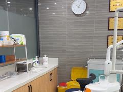 -上海仁爱医院口腔科 · 种植