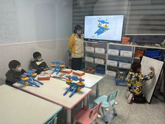 -蓝精灵创客少儿编程(百步亭中心)