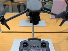 -DJI大疆(深圳华强北曼哈授权体验店)