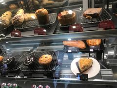 -星巴克(杭州西湖银泰1F店)