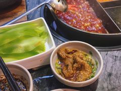 潮酷小嫩牛-热火朝天鲜切牛肉火锅(南强街巷店)