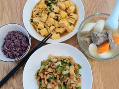 -悦芽照护月嫂+育儿嫂(杭州店)