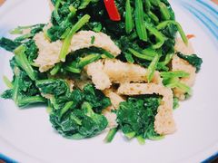 菠菜拌面筋-品回味清真西北楼(宁波首店)