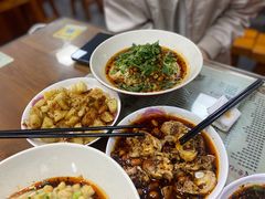 -杨大叔爱面子·四川小吃(岗头店)