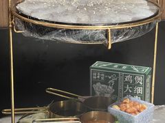 -禄婶鸡煲·打边炉