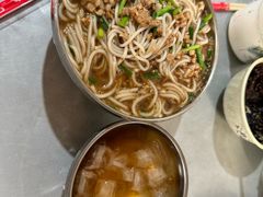 -正宗杨记普洱酸醋米线(总店)