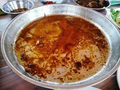 -满記土窑烧鷄波浪山莊