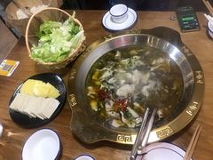 -茅台镇网红溶洞餐厅·茅帮菜馆