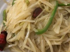 酸辣土豆丝-满口香饭店