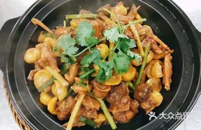 Braised Chicken with Chestnuts