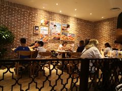 -必胜客(华都店)