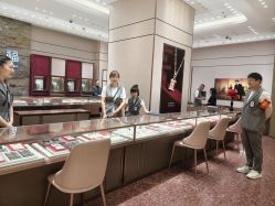 -周大福 CHOW TAI FOOK(新世界百货崇文店)