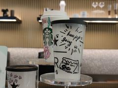 -星巴克臻选(上海合生汇1F店)