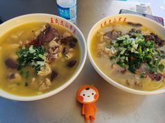 -文山荷鲜居(翠湖店)