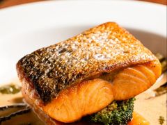 -Efes Turkish & Mediterranean Cuisine 艾菲斯餐厅(陆家嘴店)