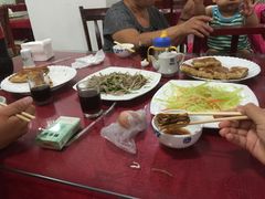 -溢心园香河肉饼总店