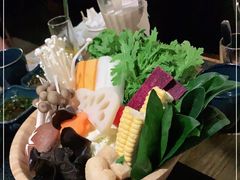 -湊湊火锅·茶憩(上海合生汇店)