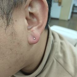 -冰岛刺青·手工耳饰品售卖·专业纹身